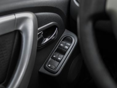 Nissan Terrano 2015 года, 163 579 км - вид 10