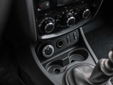 Nissan Terrano 2015 года, 163 579 км - вид 9