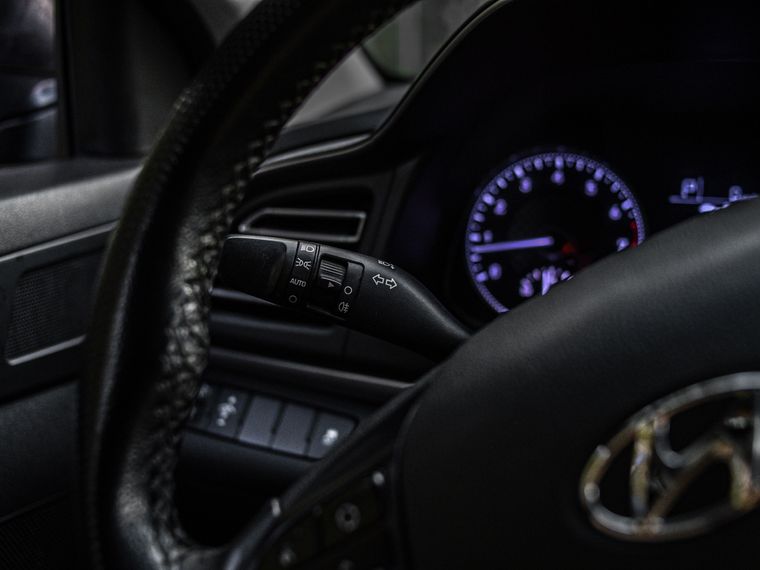 Hyundai Elantra 2019 года, 520 000 км - вид 6