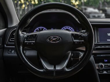 Hyundai Elantra 2019 года, 520 000 км - вид 7