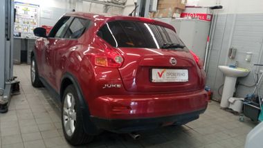 Nissan Juke 2012 года, 95 249 км - вид 4