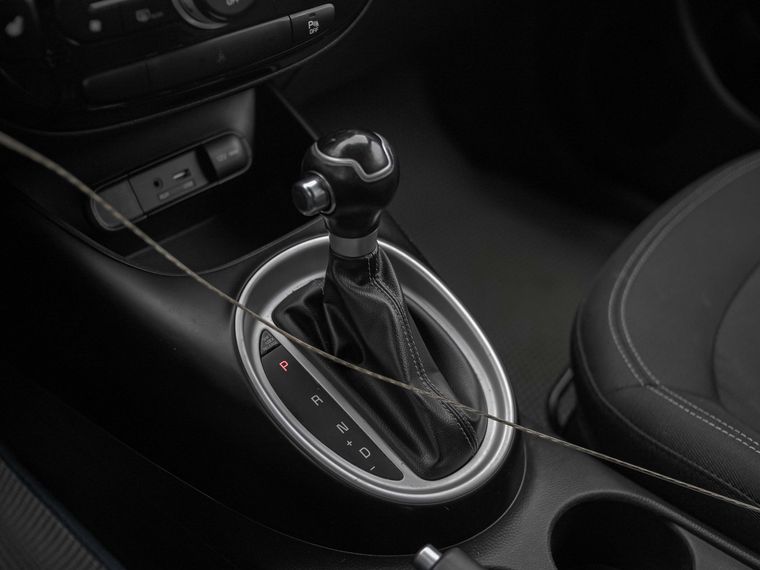 Kia Soul 2018 года, 150 000 км - вид 9