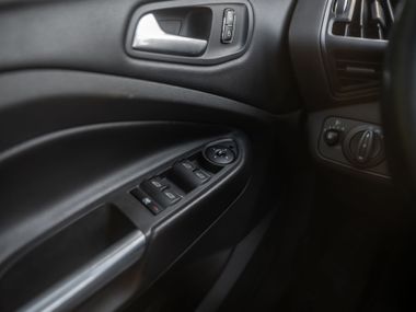 Ford Kuga 2013 года, 163 530 км - вид 9