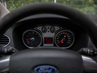 Ford Focus 2009 года, 221 362 км - вид 5