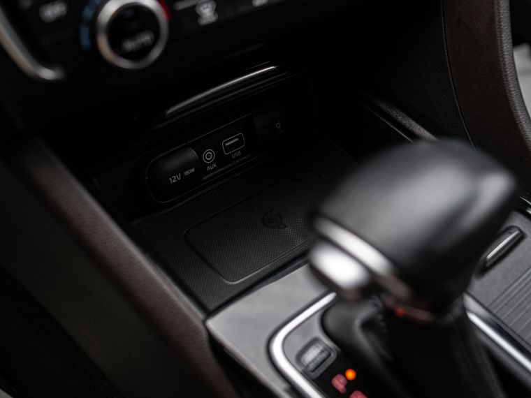 KIA Optima 2019 года, 67 605 км - вид 11