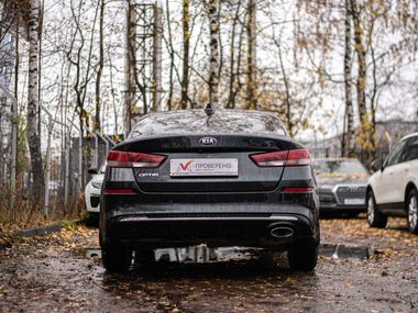 KIA Optima 2019 года, 67 605 км - вид 4