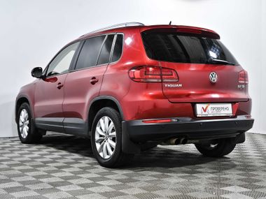 Volkswagen Tiguan 2016 года, 99 317 км - вид 4