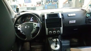 Nissan X-Trail 2014 года, 208 568 км - вид 5