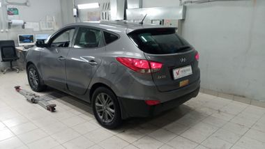 Hyundai ix35 2014 года, 130 747 км - вид 5