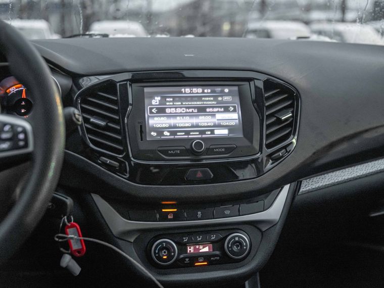 ВАЗ (LADA) Vesta Cross 2018 года, 61 973 км - вид 7