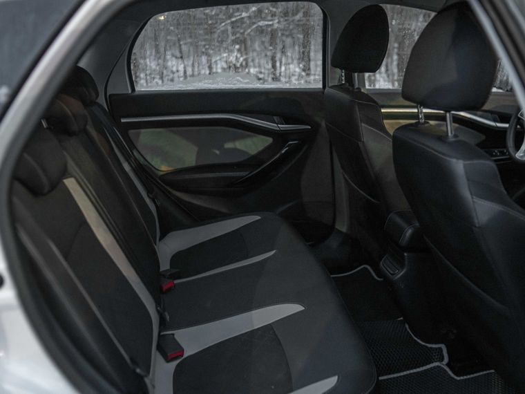 ВАЗ (LADA) Vesta Cross 2018 года, 61 973 км - вид 11