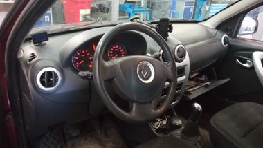 Renault Sandero Stepway 2012 года, 114 000 км - вид 5