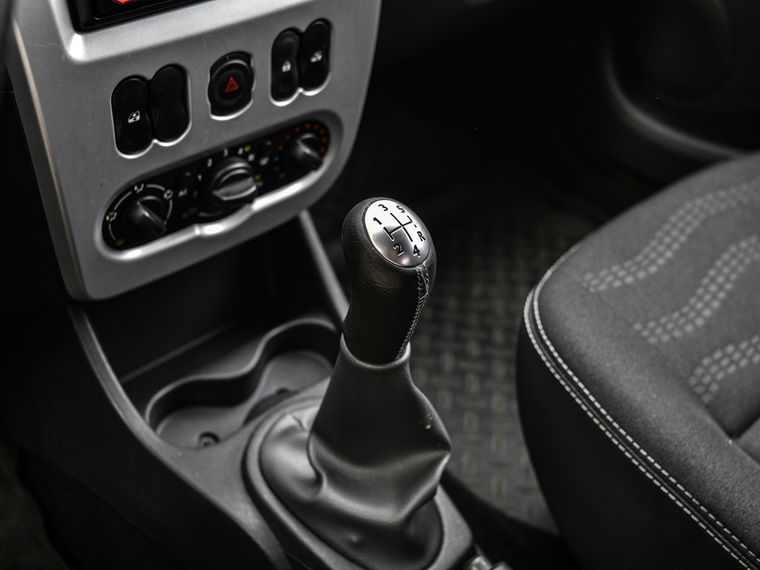 Renault Sandero Stepway 2012 года, 114 000 км - вид 8