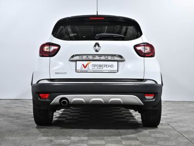 Renault Kaptur 2018 года, 150 000 км - вид 5