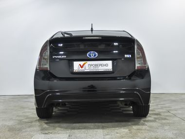 Toyota Prius 2015 года, 91 609 км - вид 6