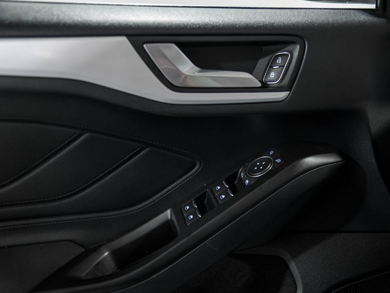 Ford Focus 2019 года, 178 659 км - вид 16