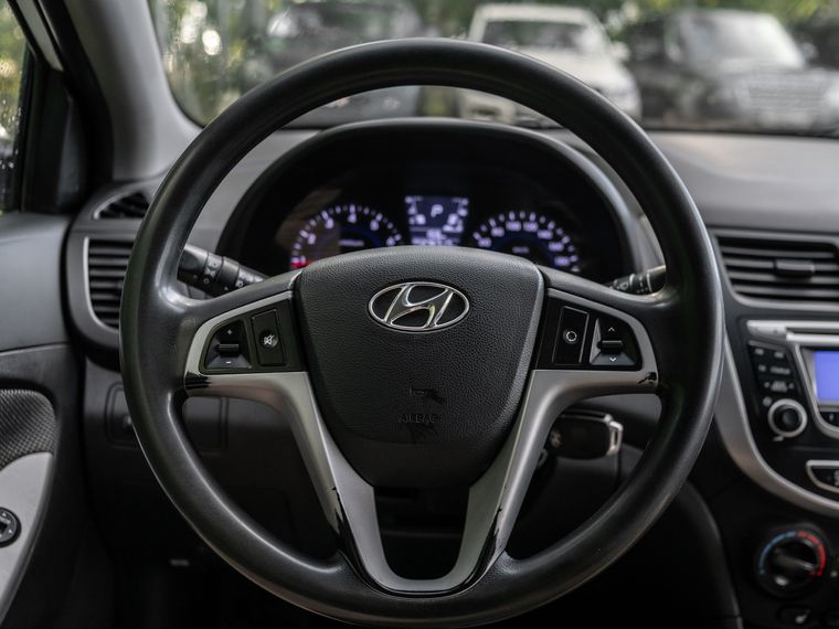 Hyundai Solaris 2013 года, 275 000 км - вид 6