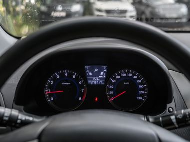 Hyundai Solaris 2013 года, 275 000 км - вид 5
