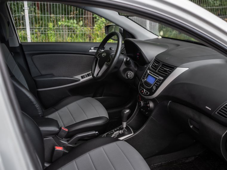 Hyundai Solaris 2013 года, 275 000 км - вид 11