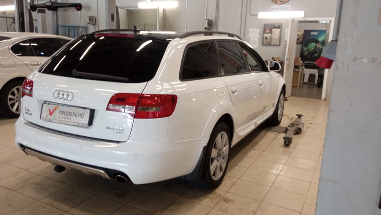 Audi A6 Allroad Quattro 2010 года, 369 657 км - вид 3