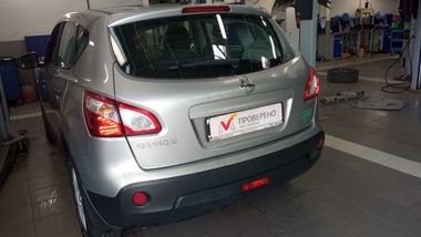 Nissan Qashqai 2012 года, 278 707 км - вид 4