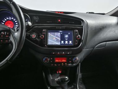 KIA Ceed 2018 года, 122 671 км - вид 12