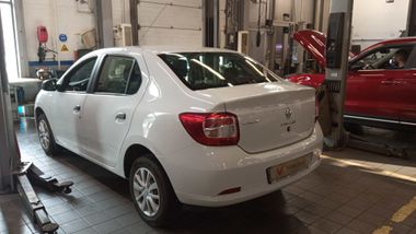 Renault Logan 2019 года, 119 267 км - вид 4