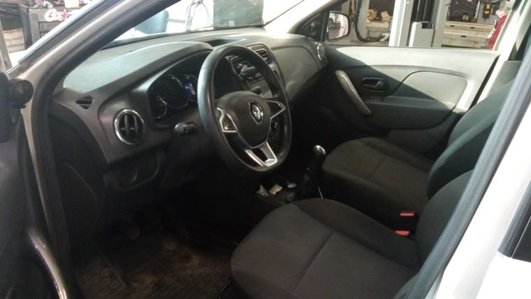 Renault Logan 2019 года, 119 267 км - вид 5