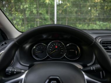 Renault Logan 2019 года, 119 267 км - вид 5