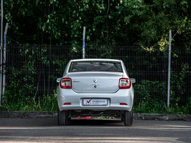 Renault Logan 2019 года, 119 267 км - вид 4