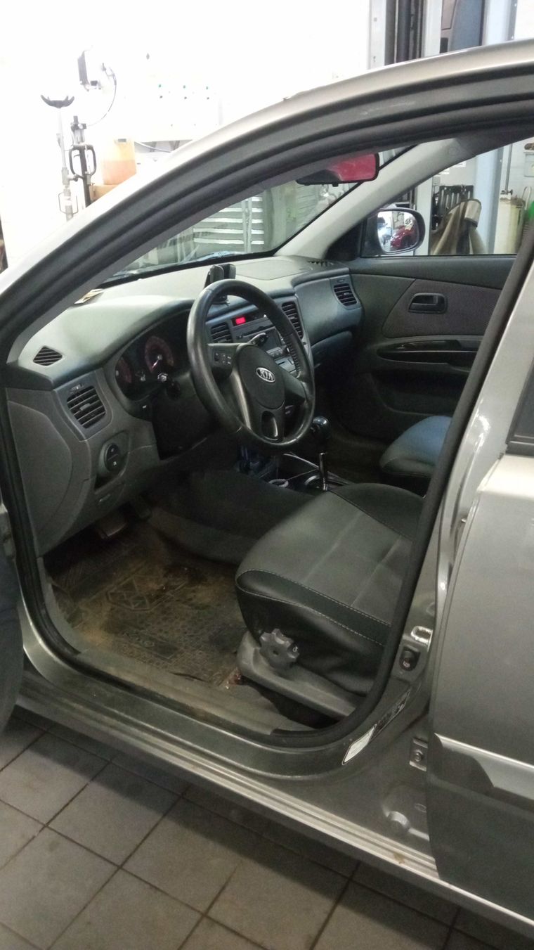Kia Rio 2011 года, 138 964 км - вид 5