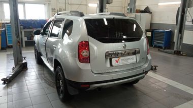 Renault Duster 2013 года, 165 569 км - вид 4