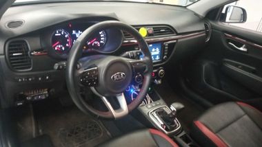 Kia Rio 2020 года, 66 066 км - вид 5