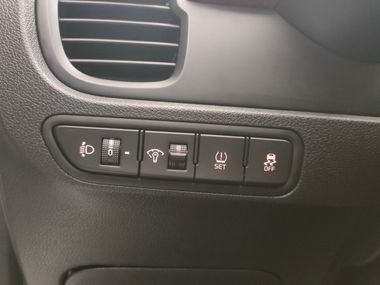 KIA Rio 2020 года, 66 066 км - вид 13
