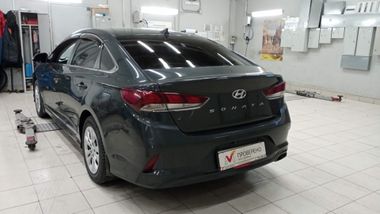 Hyundai Sonata 2018 года, 132 306 км - вид 4