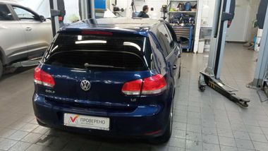 Volkswagen Golf 2011 года, 174 064 км - вид 5