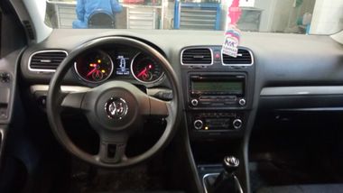 Volkswagen Golf 2011 года, 174 064 км - вид 5