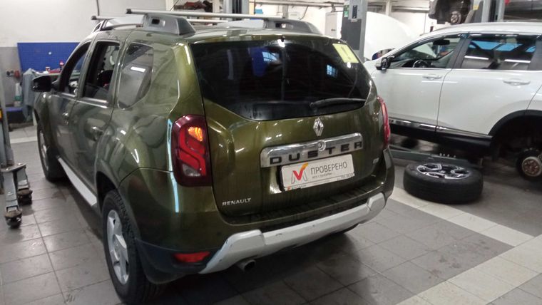 Renault Duster 2016 года, 167 000 км - вид 4