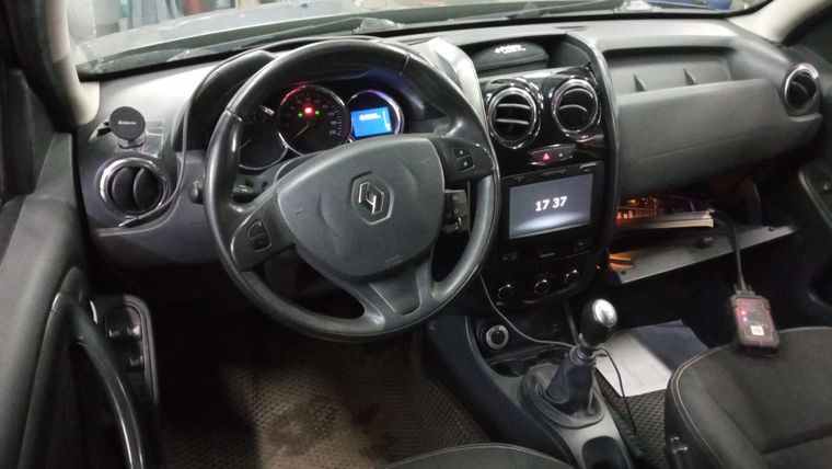 Renault Duster 2016 года, 167 000 км - вид 5