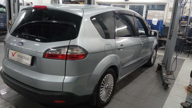 Ford S-MAX 2007 года, 268 635 км - вид 3