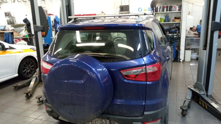 Ford EcoSport 2015 года, 160 782 км - вид 3