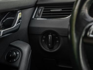 Skoda Octavia 2019 года, 223 615 км - вид 13