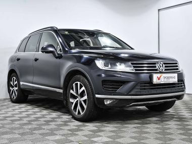 Volkswagen Touareg 2017 года, 171 997 км - вид 4