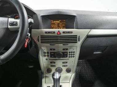 Opel Astra 2009 года, 181 289 км - вид 10
