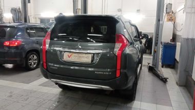Mitsubishi Pajero Sport 2018 года, 132 465 км - вид 3