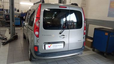 Renault Kangoo 2011 года, 160 435 км - вид 4