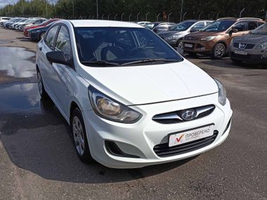 Hyundai Solaris 2012 года, 192 850 км - вид 3