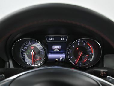 Mercedes-Benz CLA-класс 2015 года, 152 421 км - вид 8