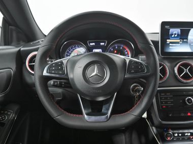 Mercedes-Benz CLA-класс 2015 года, 152 421 км - вид 9