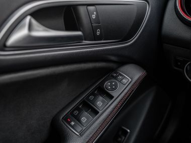 Mercedes-Benz CLA-класс 2015 года, 182 813 км - вид 11